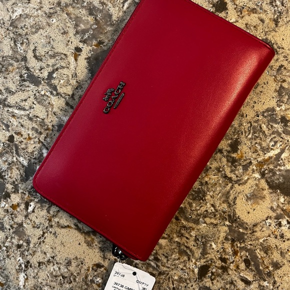 Red Coach Wallet NWT 39738 GMP1Y - Picture 2 of 5